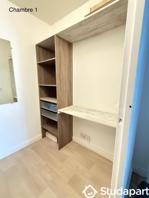 Chambre - 9 m² - 1 pièce