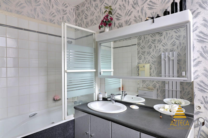 Appartement - 170 m² - 7 pièces