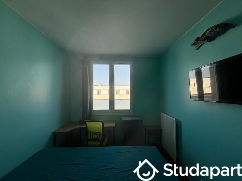 Chambre - 12 m² - 1 pièce