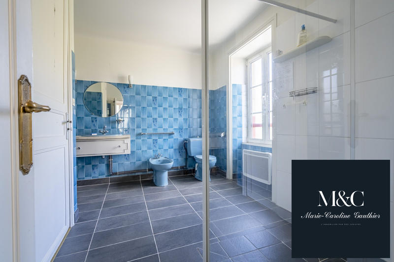 Appartement - 178 m² - 5 pièces