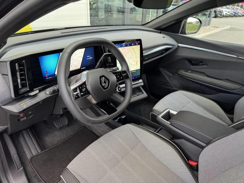 Renault Mégane E-Tech 220 ch autonomie confort Gsr2 Techno