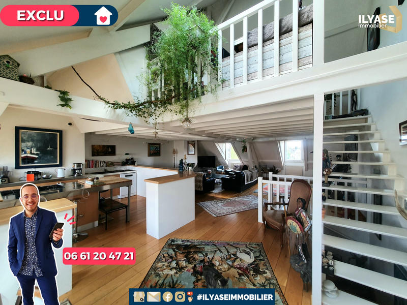 Triplex - 203 m² - 6 pièces