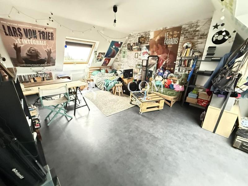 Maison - 170 m² - 6 pièces