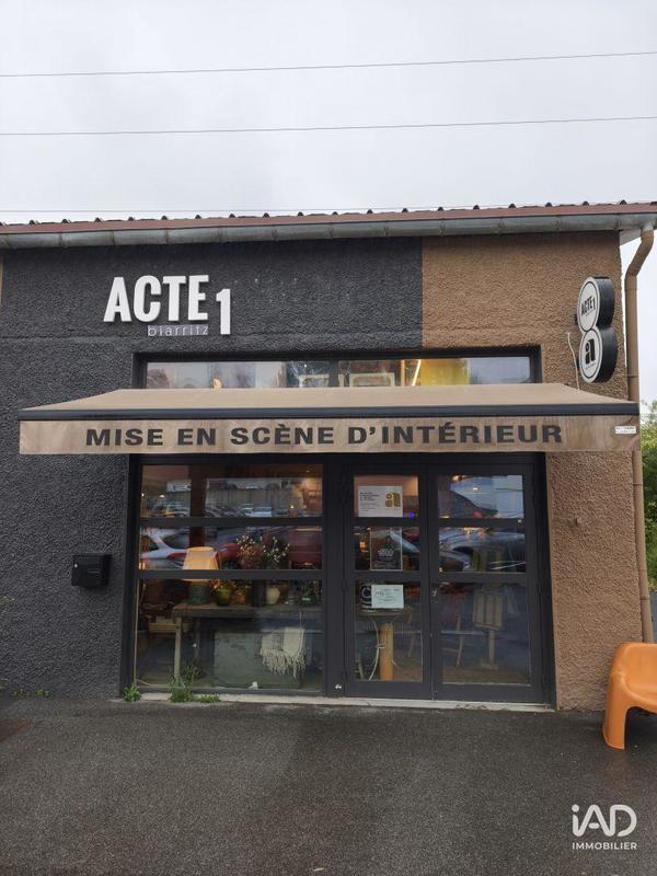 Local commercial - 180 m²