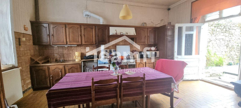 Maison - 98 m² - 5 pièces