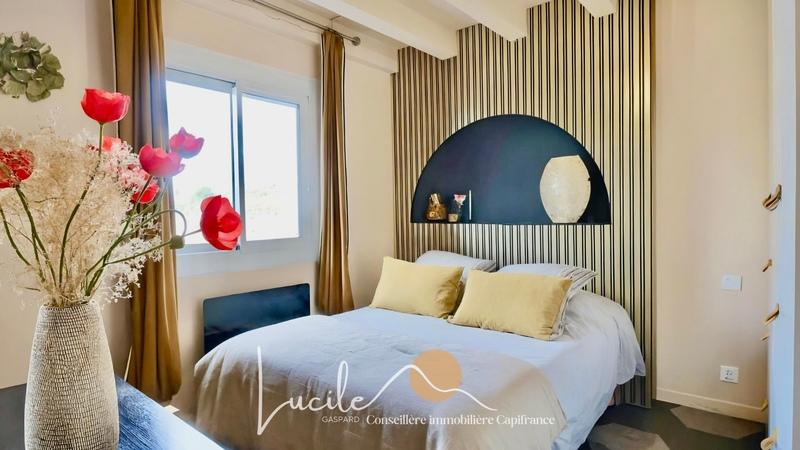 Maison - 162 m² - 9 pièces