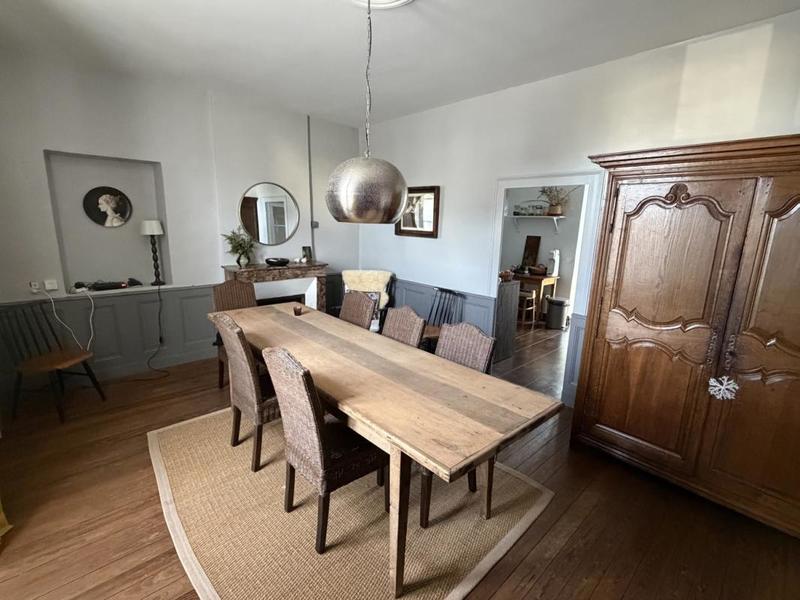 Maison - 151 m² - 5 pièces