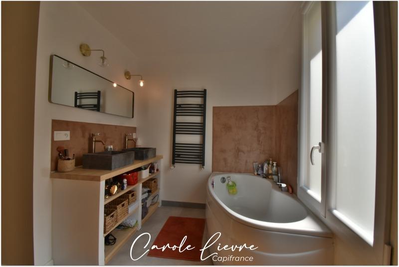 Maison - 147 m² - 5 pièces