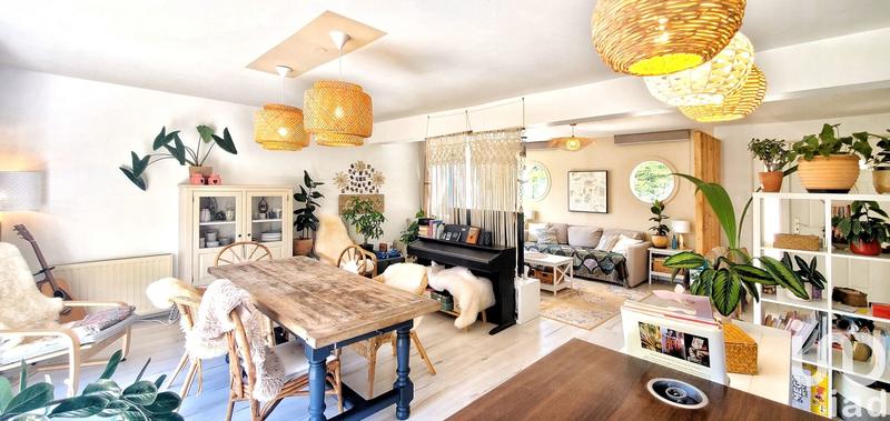 Maison - 161 m² - 10 pièces