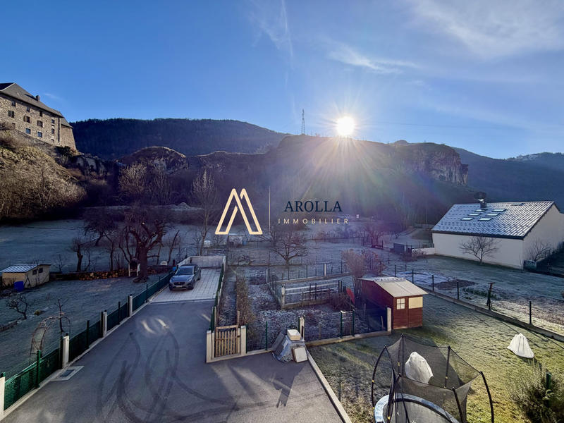 Maison ancienne - 168 m² - 10 pièces