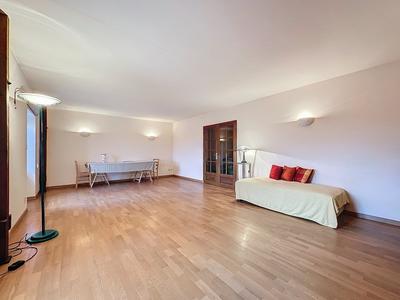 Appartement - 112 m² - 4 pièces