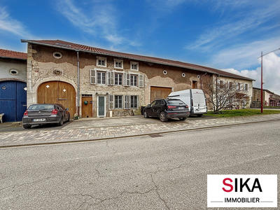 Maison - 194 m² - 5 pièces