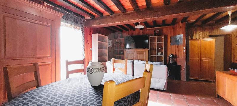 Maison - 168 m² - 10 pièces