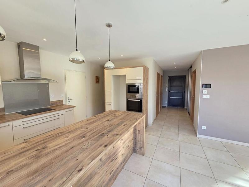 Maison - 146 m² - 5 pièces