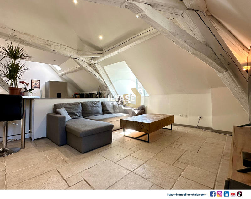 Appartement - 77 m² - 3 pièces