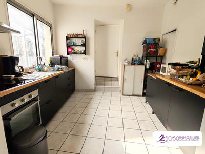 Appartement - 84 m² - 3 pièces