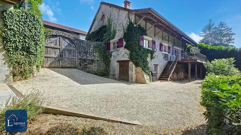 Maison - 194 m² - 7 pièces