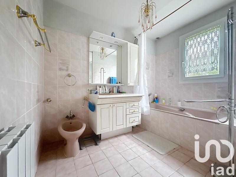 Maison - 139 m² - 7 pièces