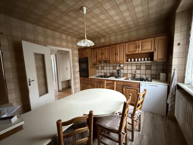 Maison - 85 m² - 5 pièces