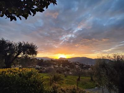 Terrain constructible - 3 337 m²