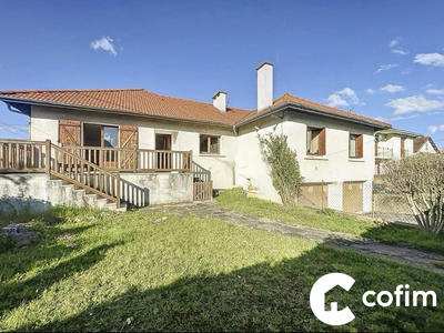 Maison - 161 m² - 6 pièces