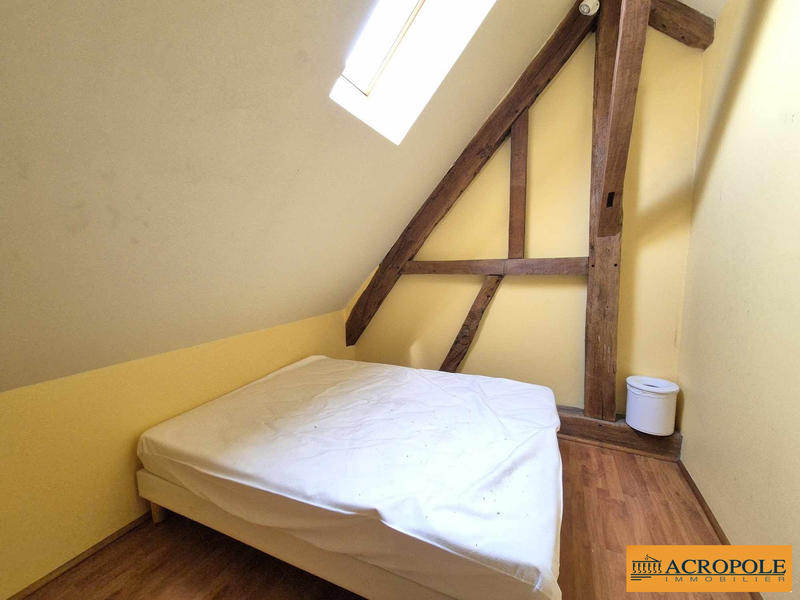 Maison ancienne - 415 m² - 10 pièces