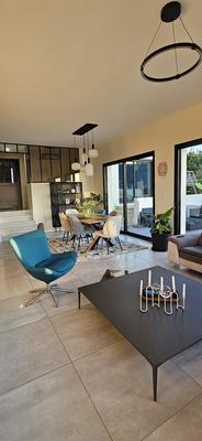 Maison - 128 m² - 6 pièces