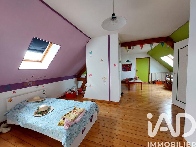 Maison - 284 m² - 11 pièces