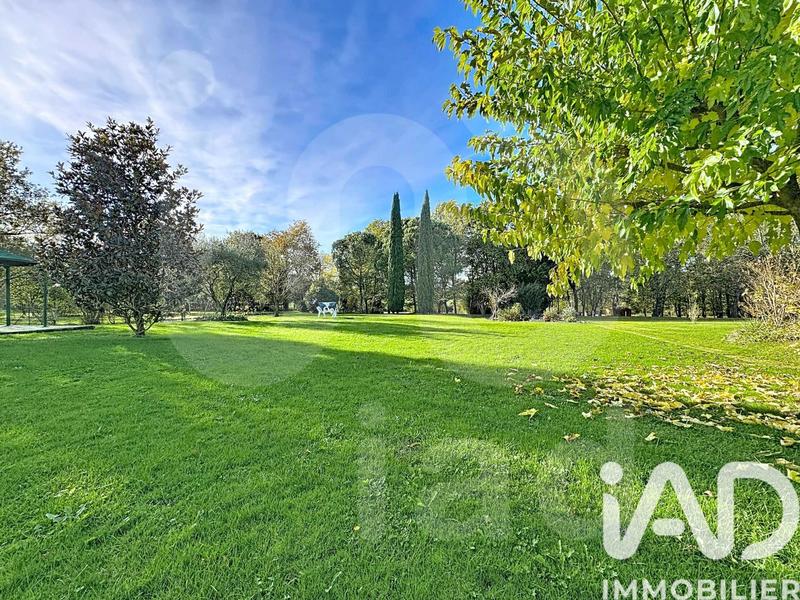 Maison - 211 m² - 7 pièces