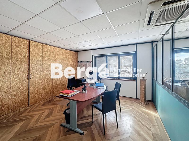 Entrepôt - 1 648 m²