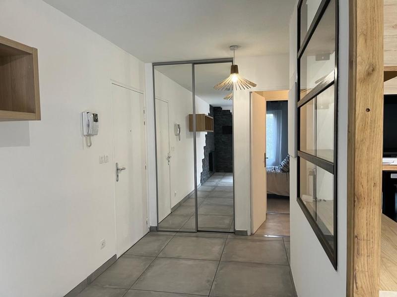 Appartement - 61 m² - 3 pièces