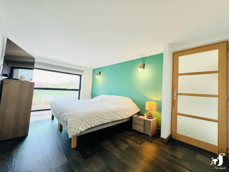 Maison - 300 m² - 8 pièces