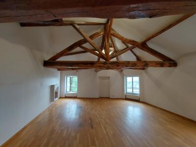 Appartement - 81 m² - 4 pièces