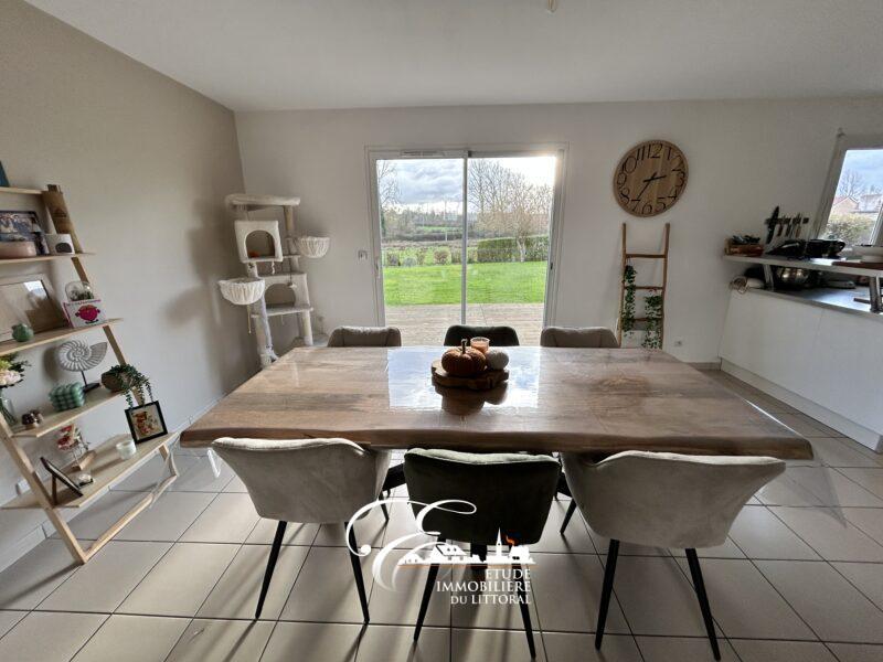 Maison - 92 m² - 5 pièces