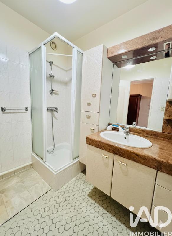 Appartement - 77 m² - 4 pièces