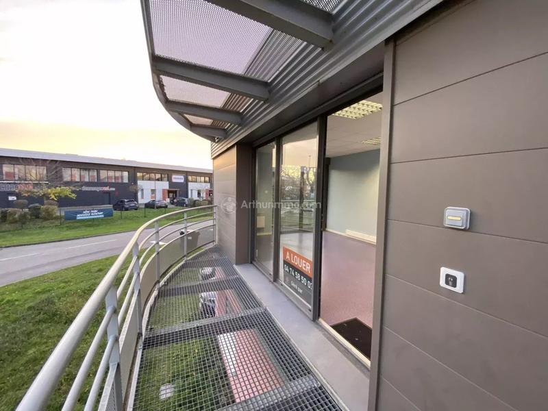 Bureau - 47 m² - 2 pièces