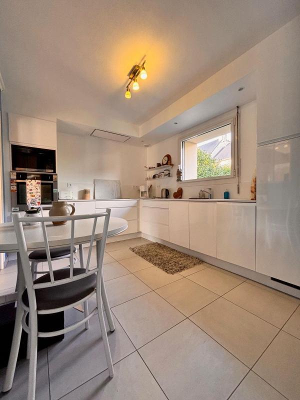 Maison - 111 m² - 5 pièces