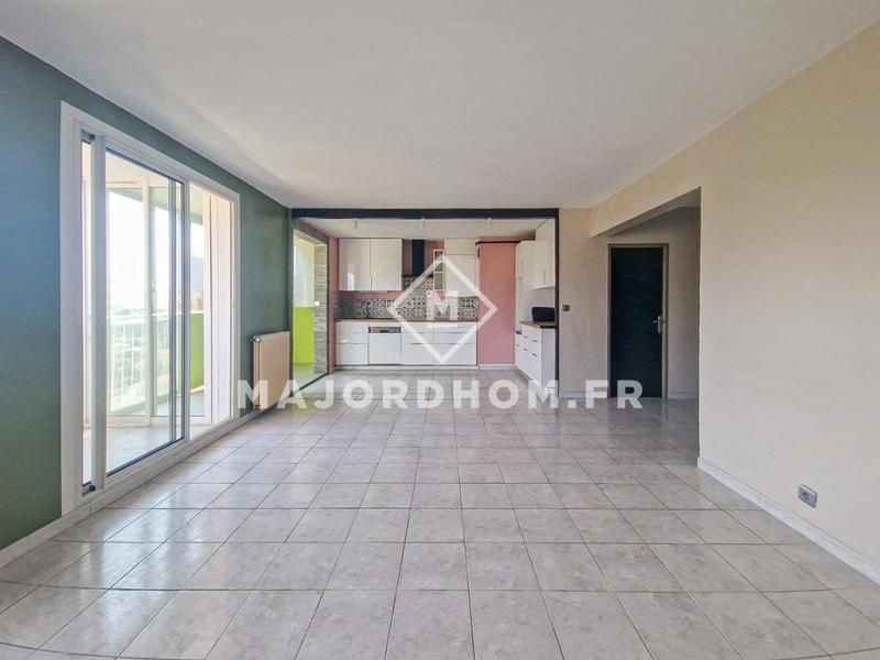 Appartement - 100 m² - 4 pièces