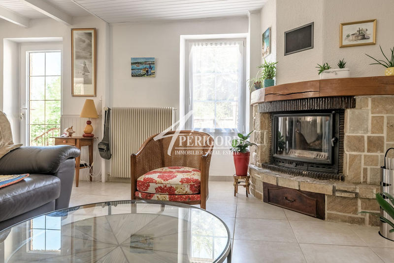 Maison - 96 m² - 5 pièces