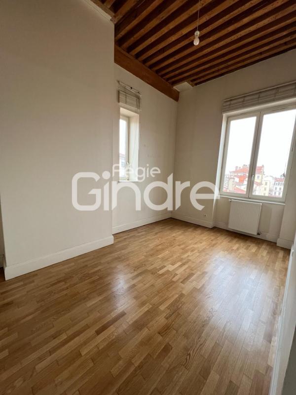 Appartement - 81 m² - 3 pièces
