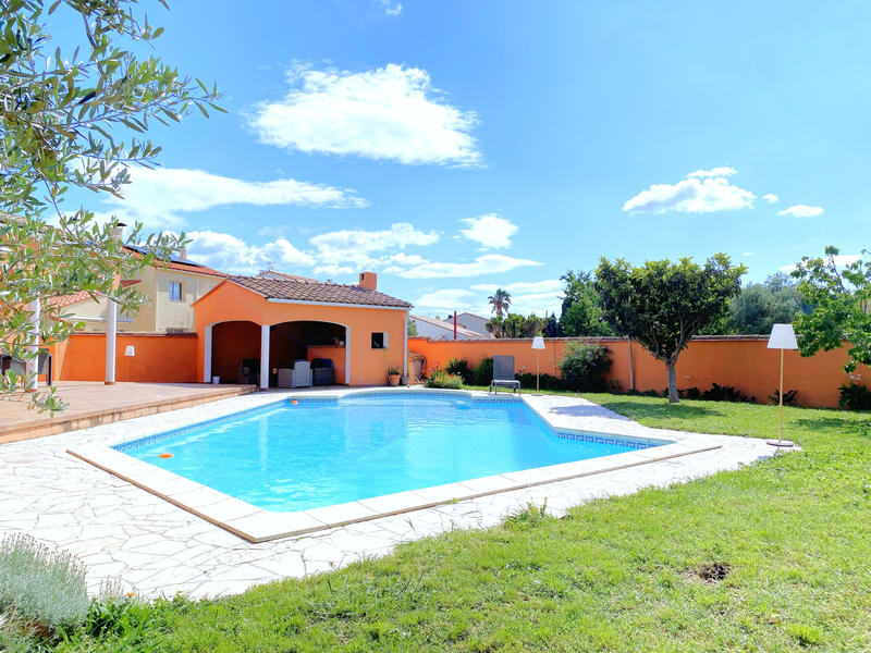 Villa - 218 m² - 6 pièces