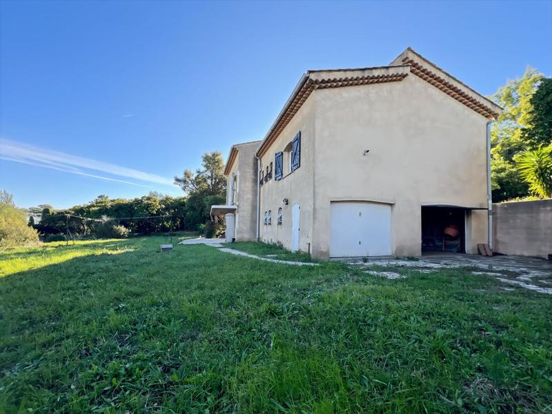 Villa - 178 m² - 2 pièces