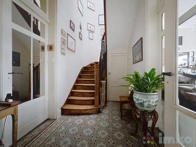 Maison - 187 m² - 6 pièces