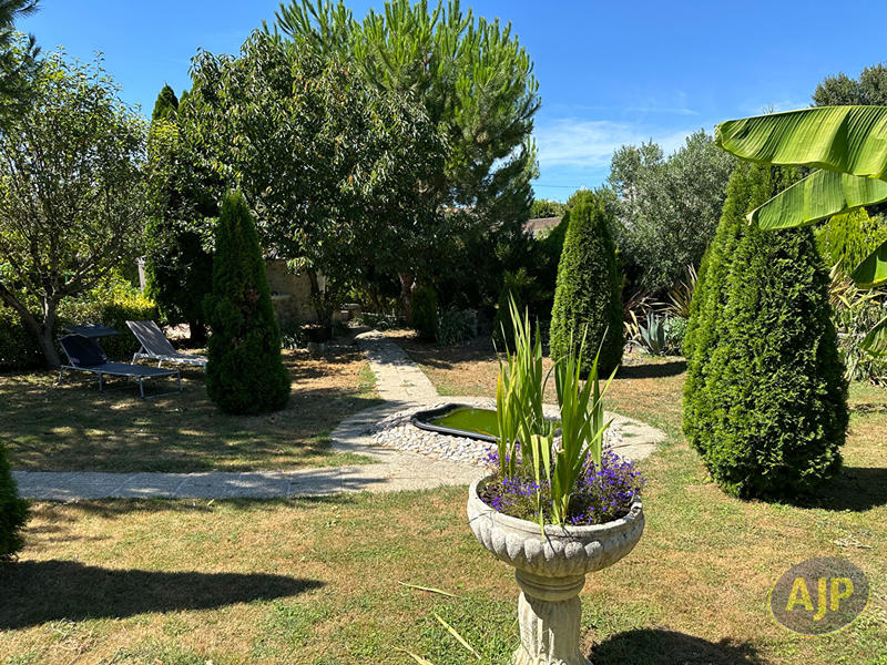 Maison - 195 m² - 7 pièces