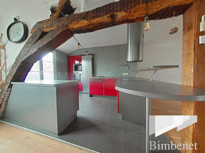 Appartement - 80 m² - 3 pièces