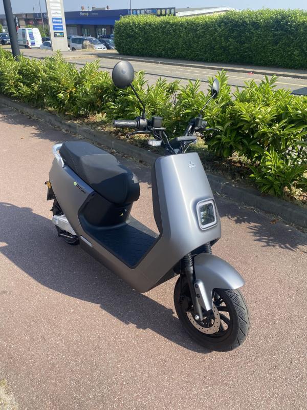 Mash E-City 2.0 - E-City - E City - City -Ecity 2.0 Scooter Electrique Scooter 50cc 50