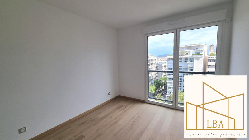 Appartement - 122 m² - 4 pièces