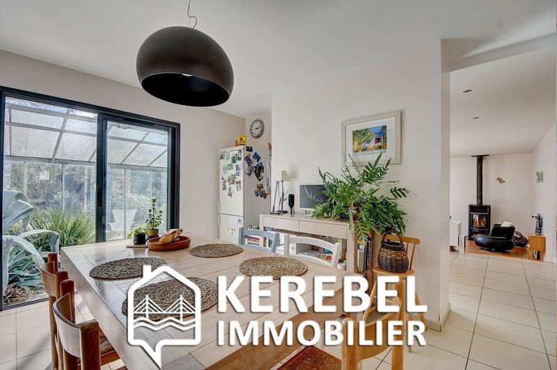 Maison - 180 m² - 7 pièces