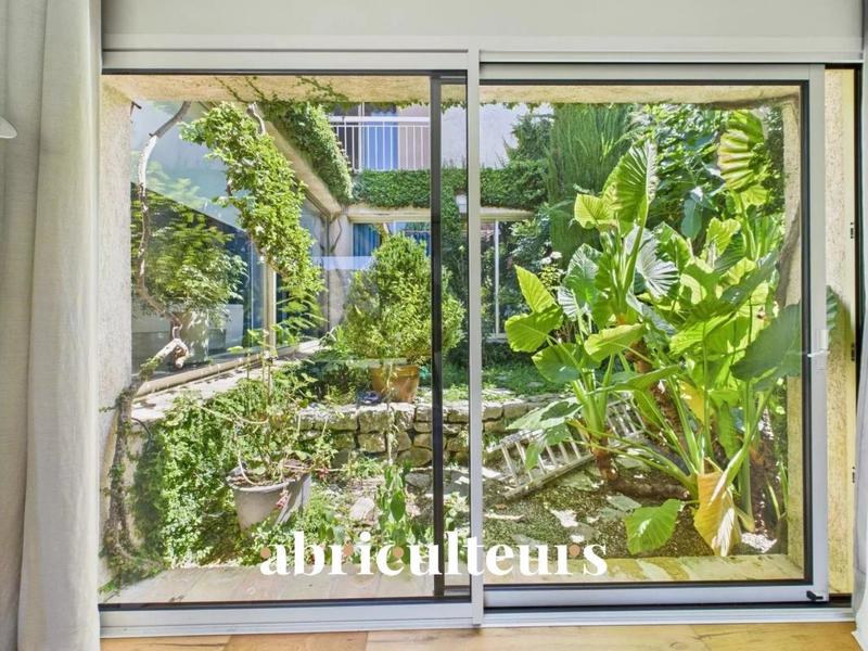 Maison - 276 m² - 7 pièces