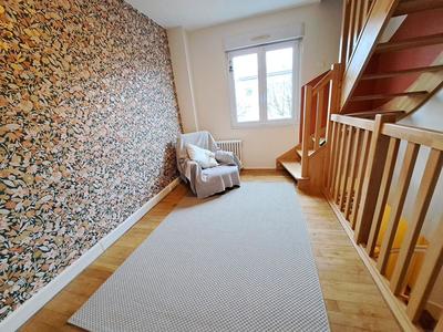 Maison - 153 m² - 7 pièces